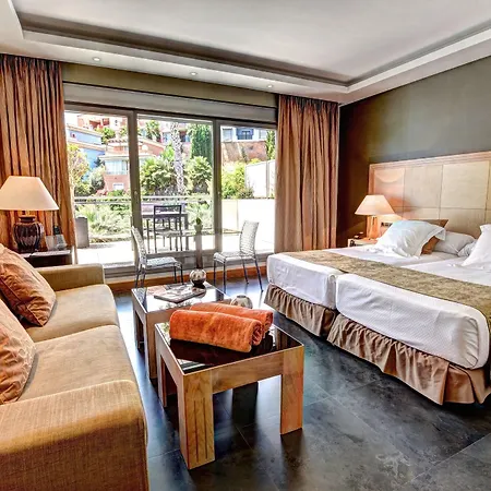 Aparthotel Artplatinum & Benalmádena