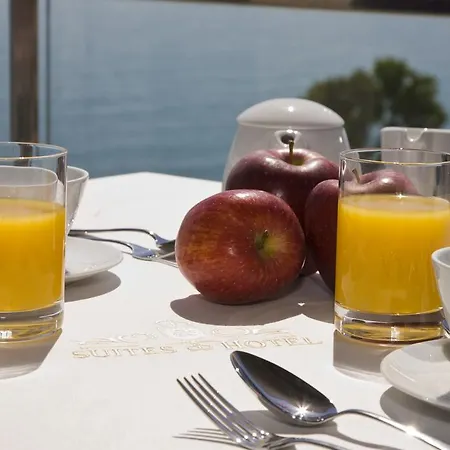 Aparthotel Artplatinum & 4*