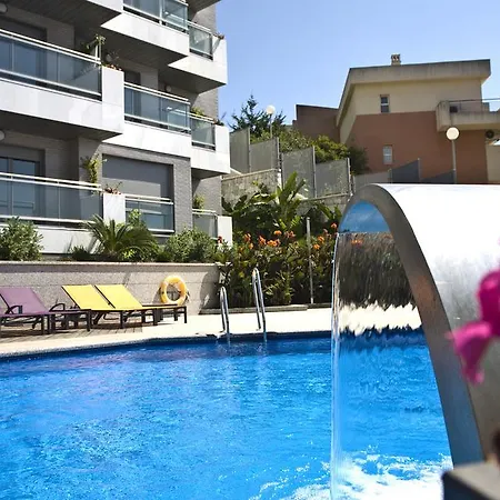 Artplatinum & 4* Benalmádena