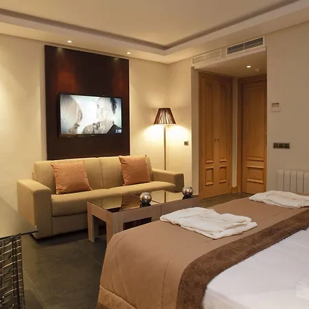 Artplatinum & Aparthotel