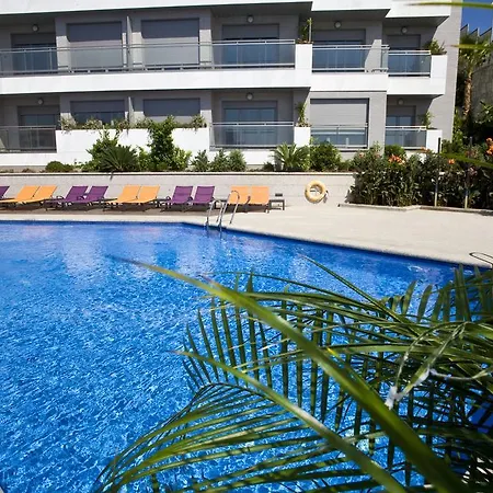 Aparthotel Artplatinum &