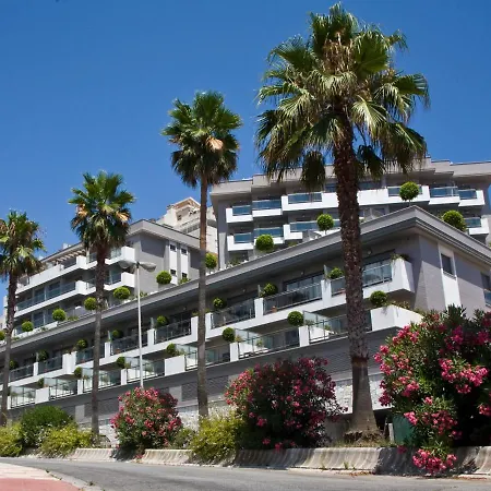Artplatinum & 4* Benalmádena